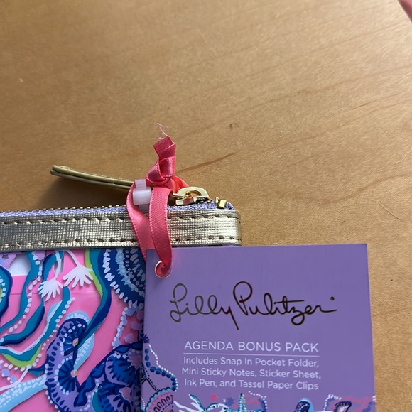 NWT Lilly Pulitzer Agenda Bonus Pack - Picture 4 of 4